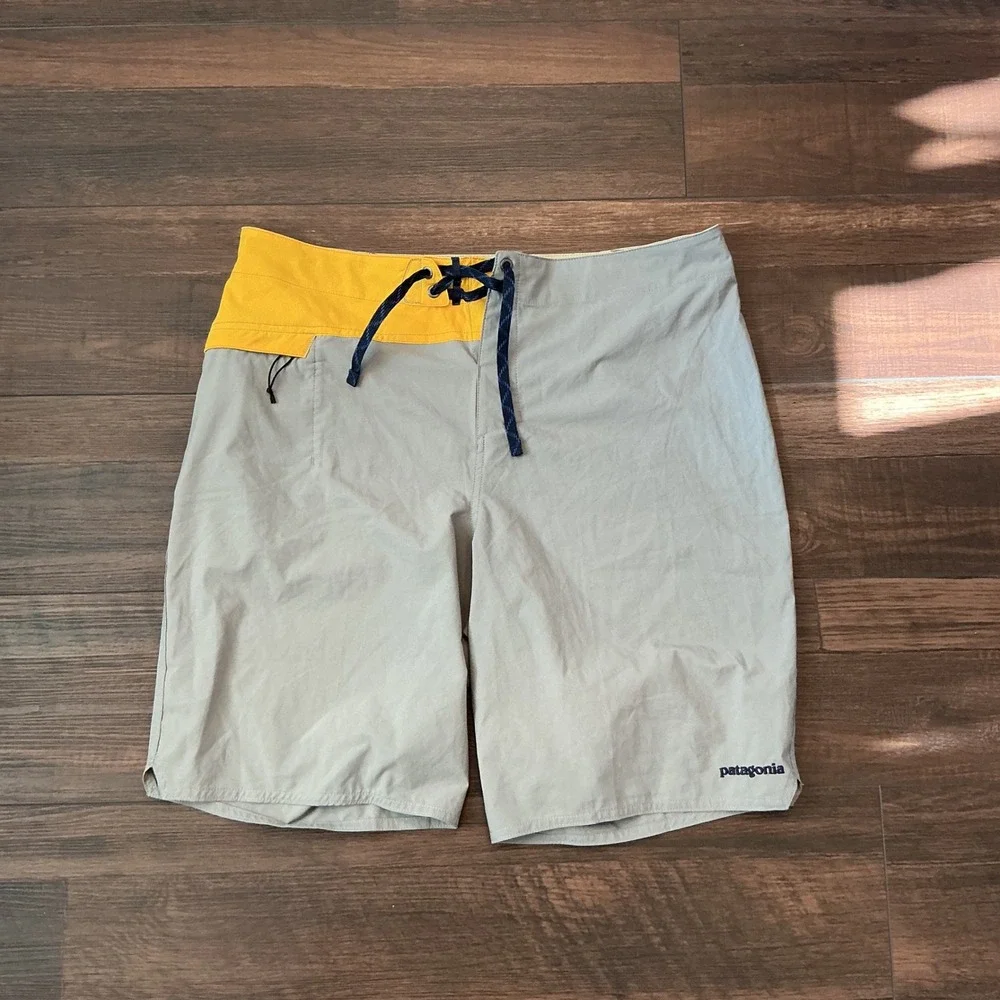 Patagonia Board Shorts Gray Yellow Colorblock Swim Trunks Size 34 Surf Beach